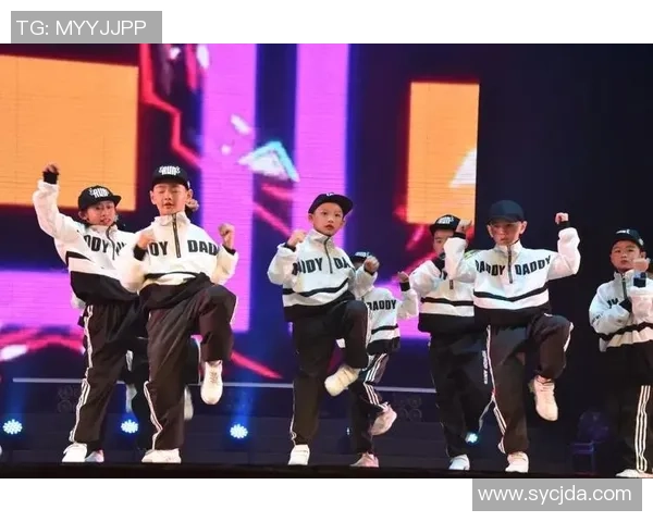 广州街舞队技术探秘：舞动街头的艺术与力量