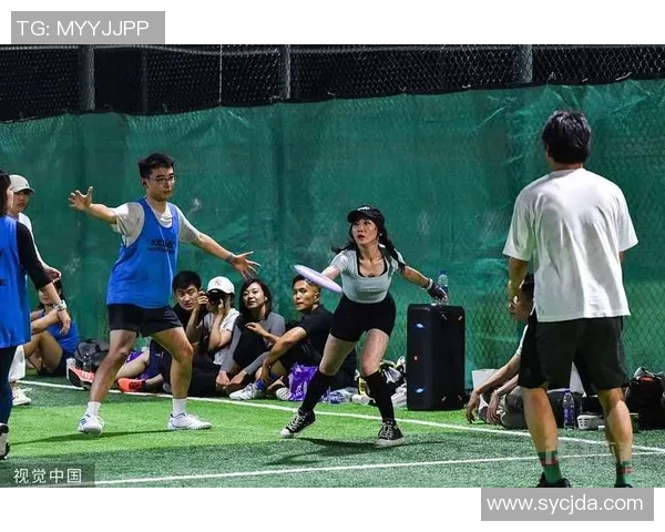 深圳飞盘队在全国飞盘状态排行榜中荣登第九位展现出强劲实力与潜力